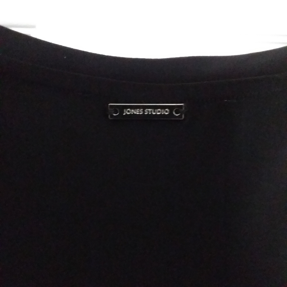 Jones Studio Ladies Sleeveless Tunic Top - Picture 6 of 9